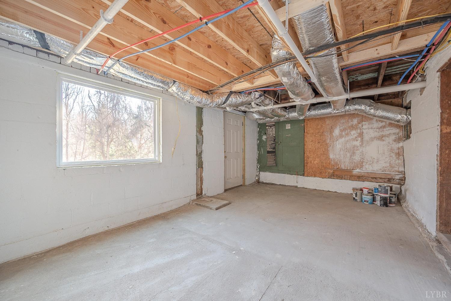 2033 Langhorne Road