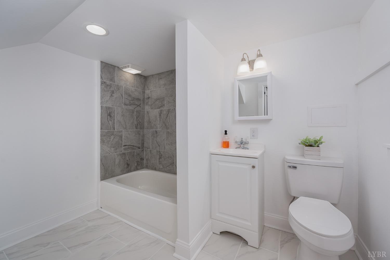 223 7th Street