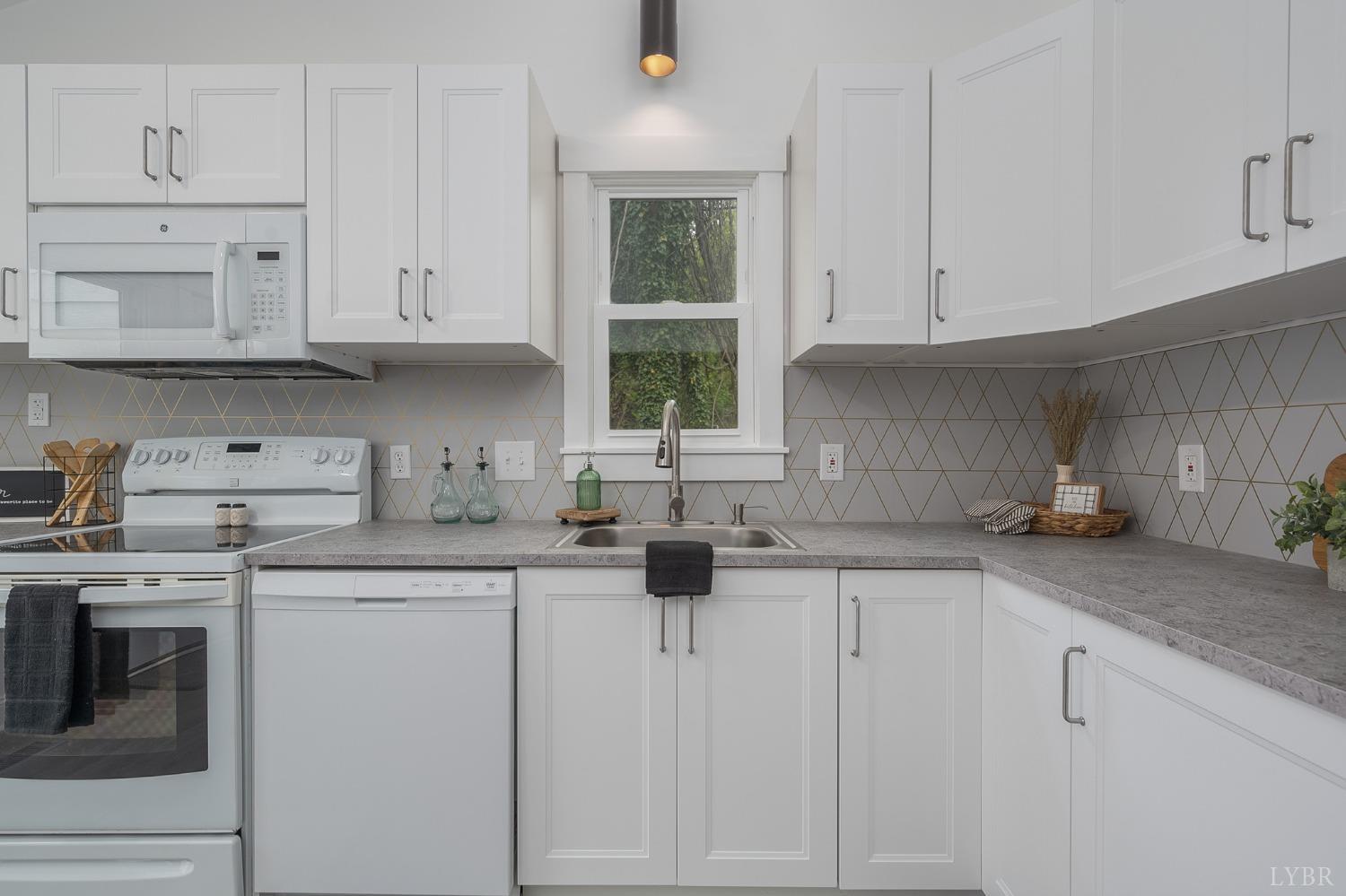 223 7th Street