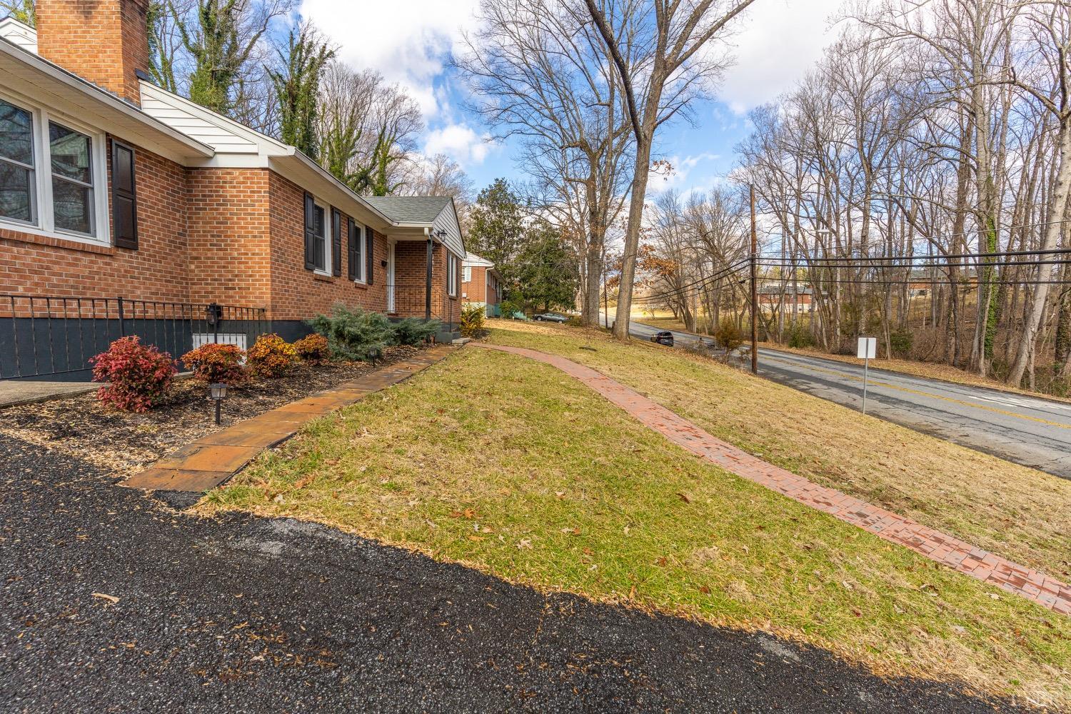 2019 Indian Hill Rd Road