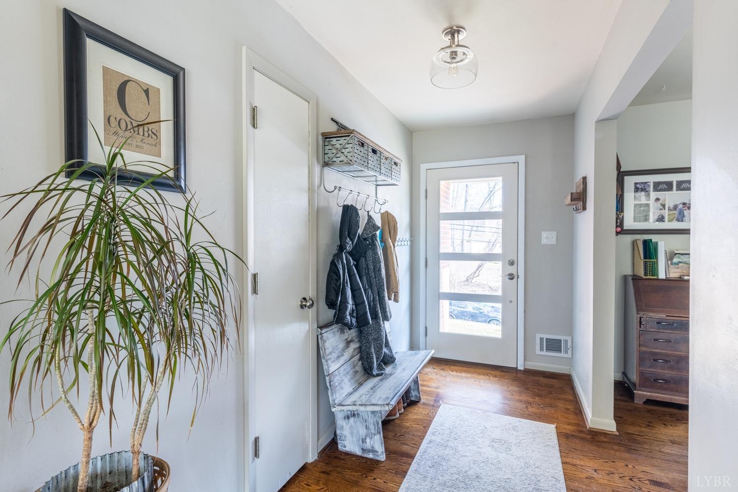 2019 Indian Hill Rd Road