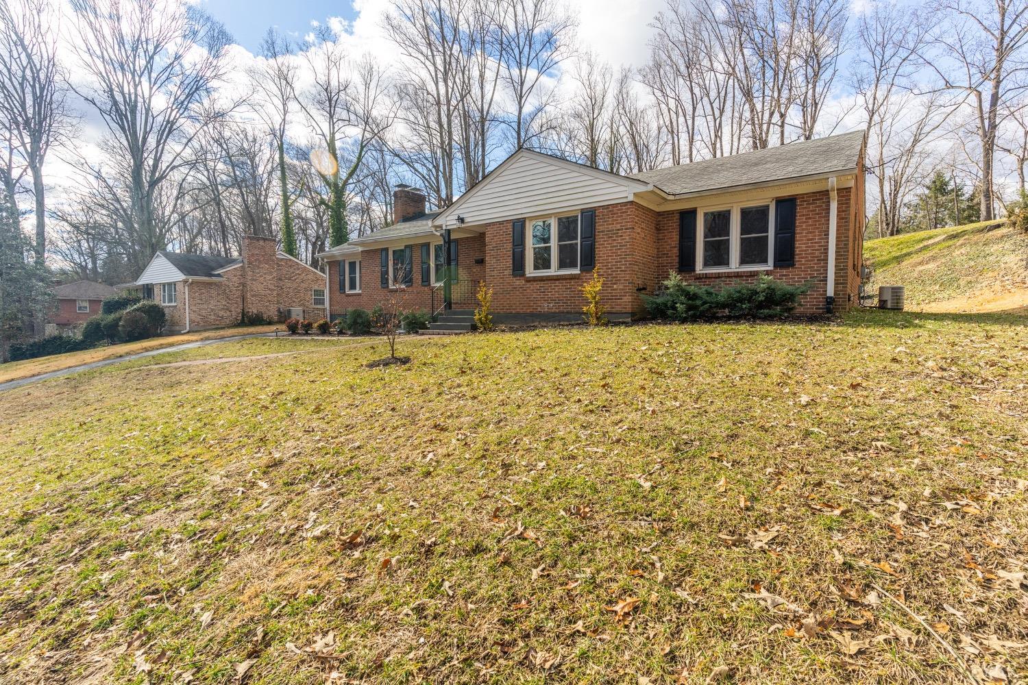 2019 Indian Hill Rd Road