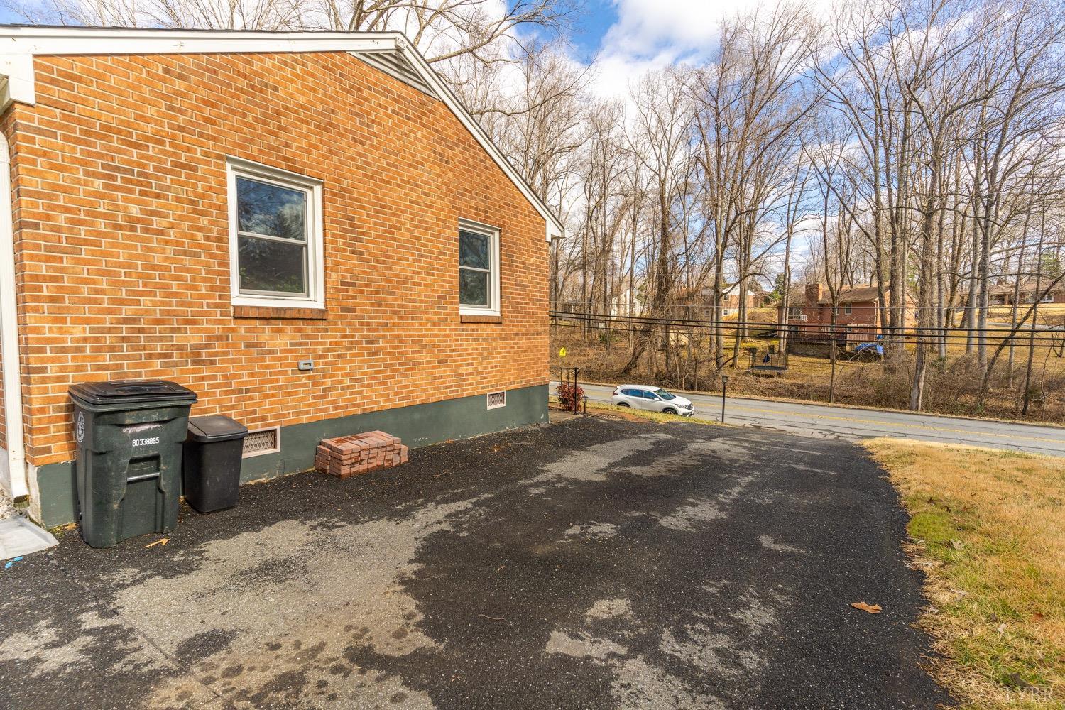 2019 Indian Hill Rd Road