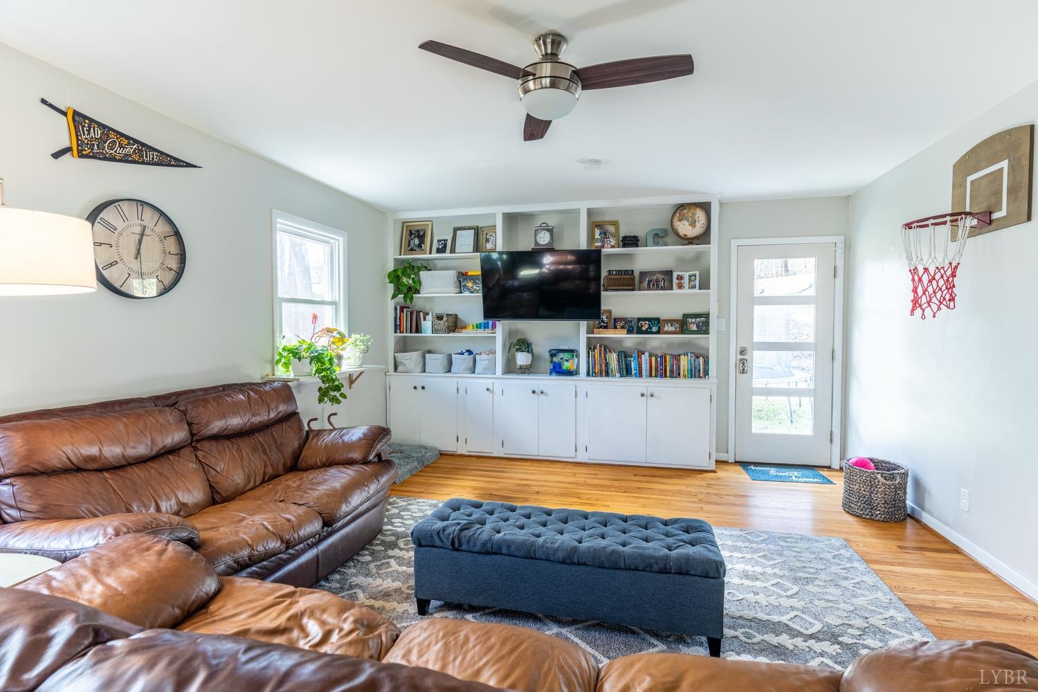 2019 Indian Hill Rd Road