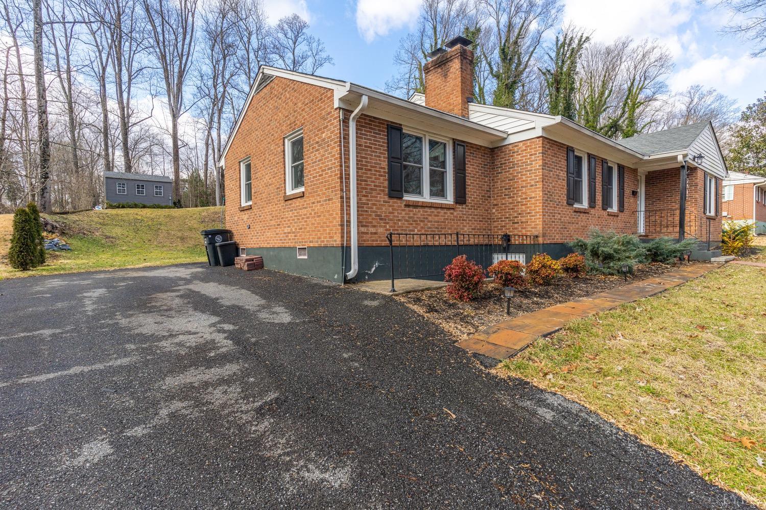 2019 Indian Hill Rd Road