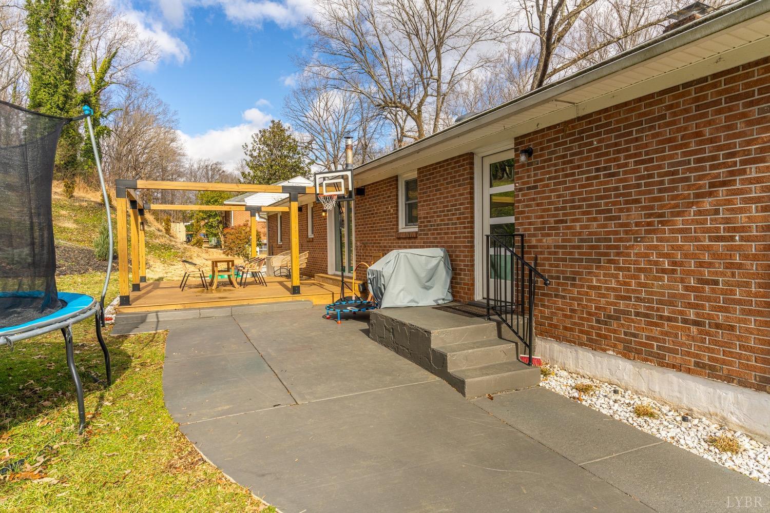 2019 Indian Hill Rd Road