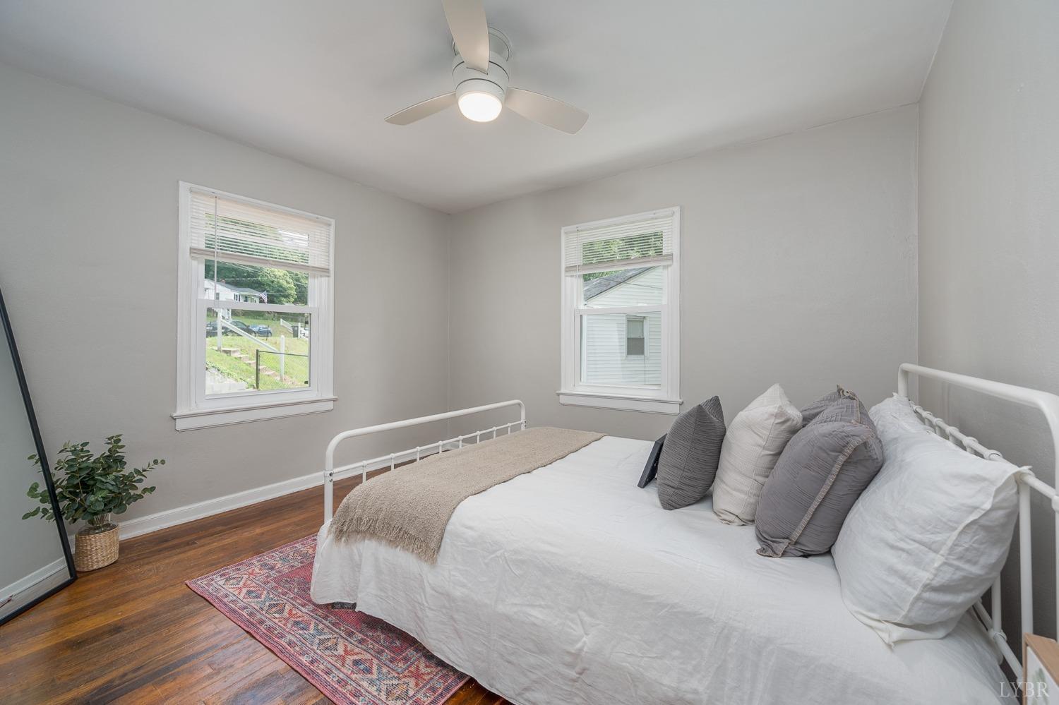1229 Stratford Road