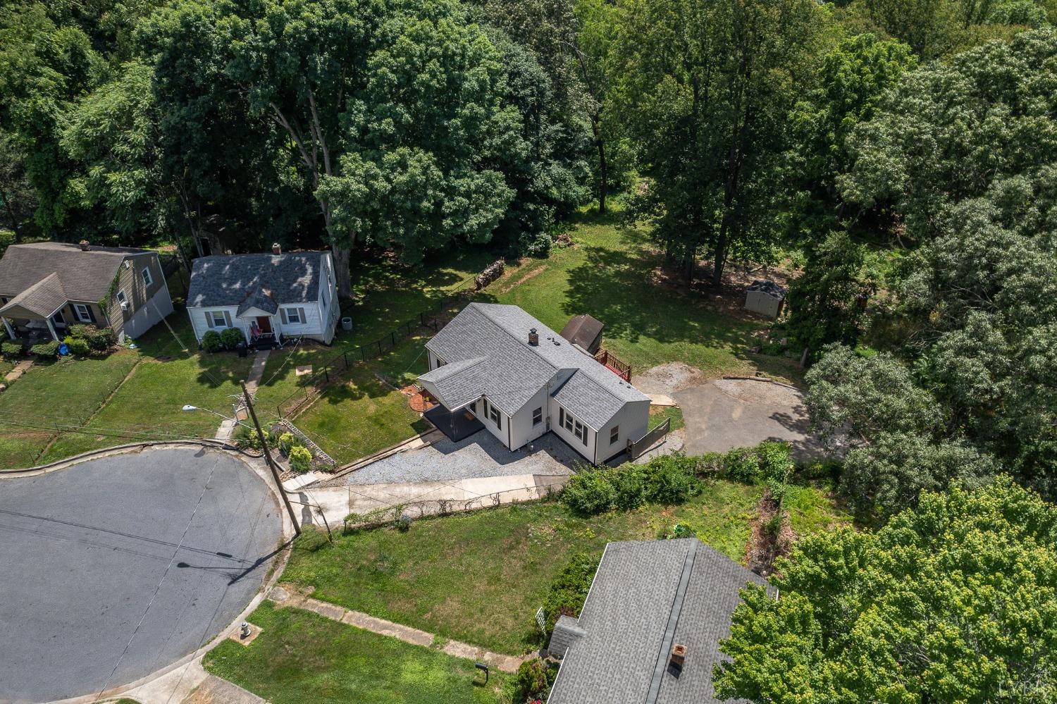 1229 Stratford Road