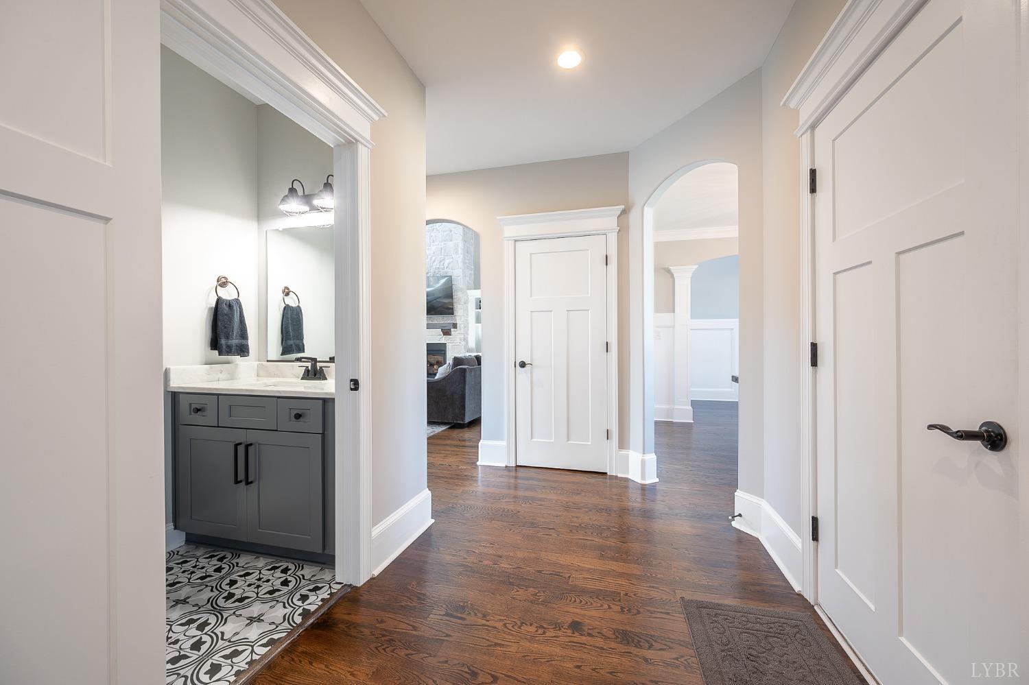 801 Leander Drive