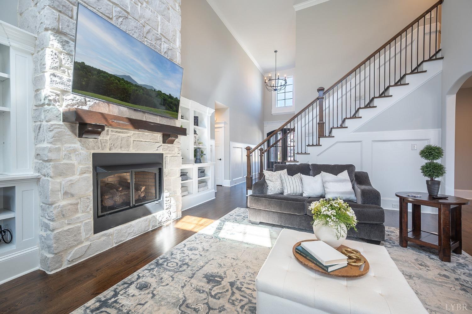801 Leander Drive