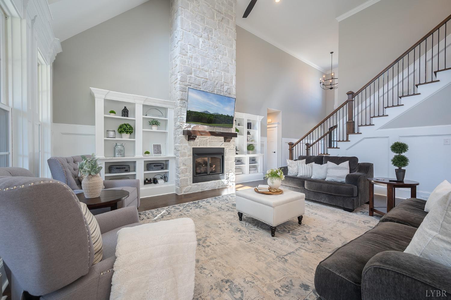 801 Leander Drive