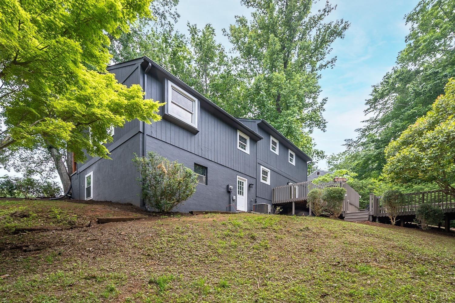 915 Rothowood Road