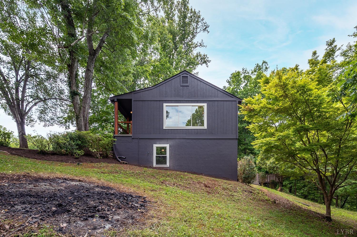 915 Rothowood Road