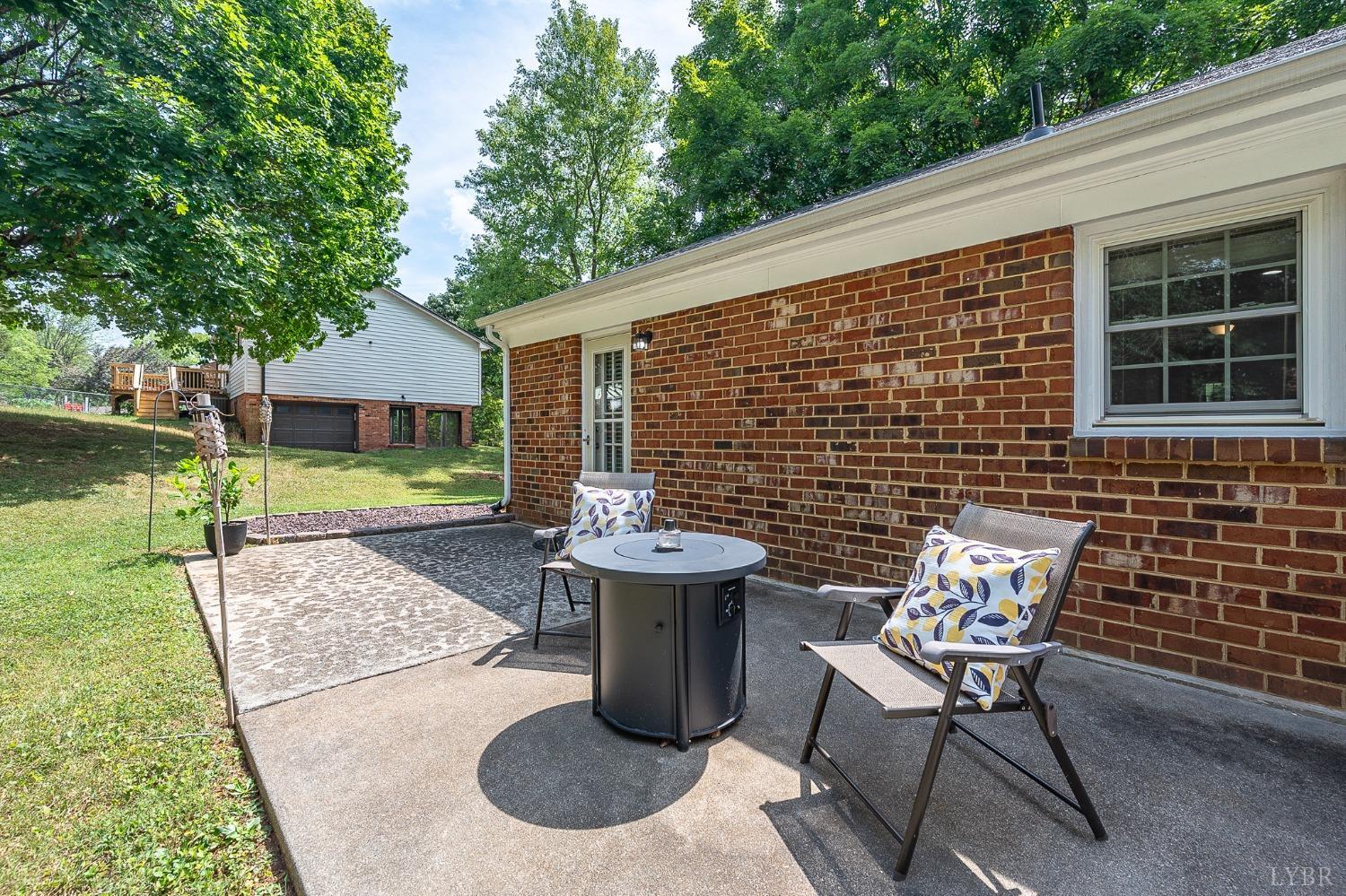 1706 Danbury Drive