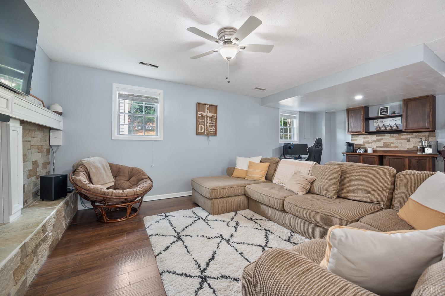 1706 Danbury Drive