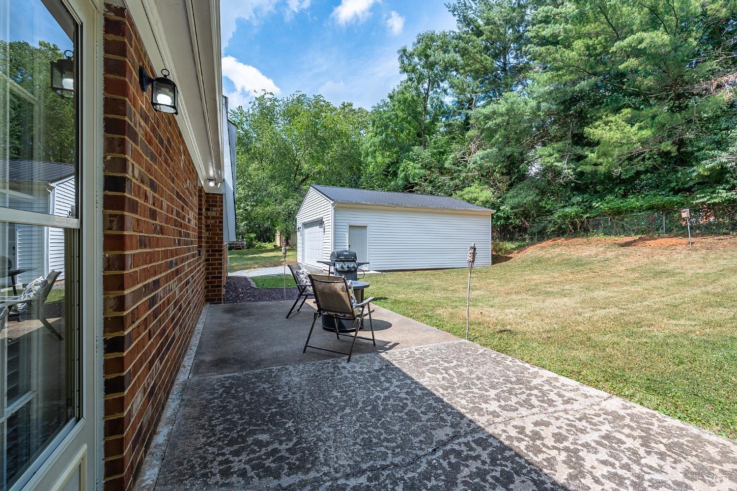 1706 Danbury Drive