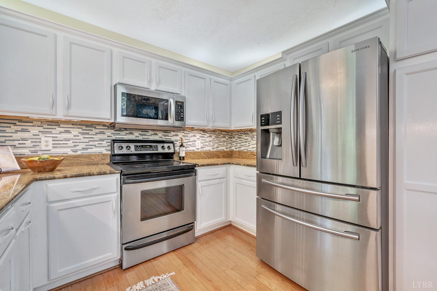 107 Waterview Circle