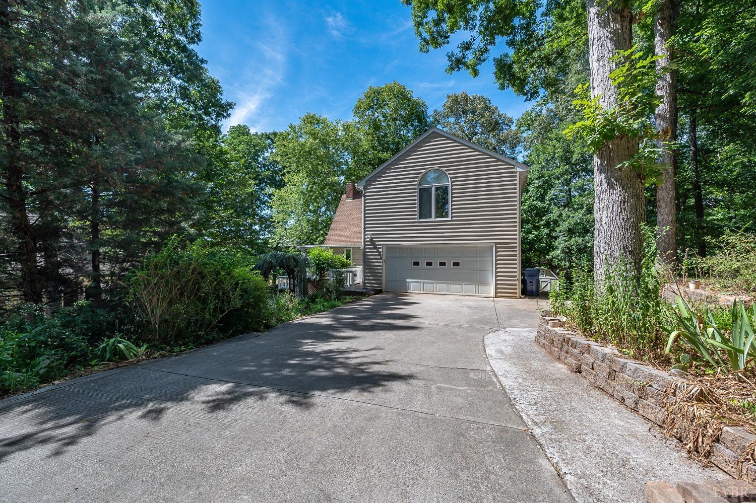 107 Waterview Circle