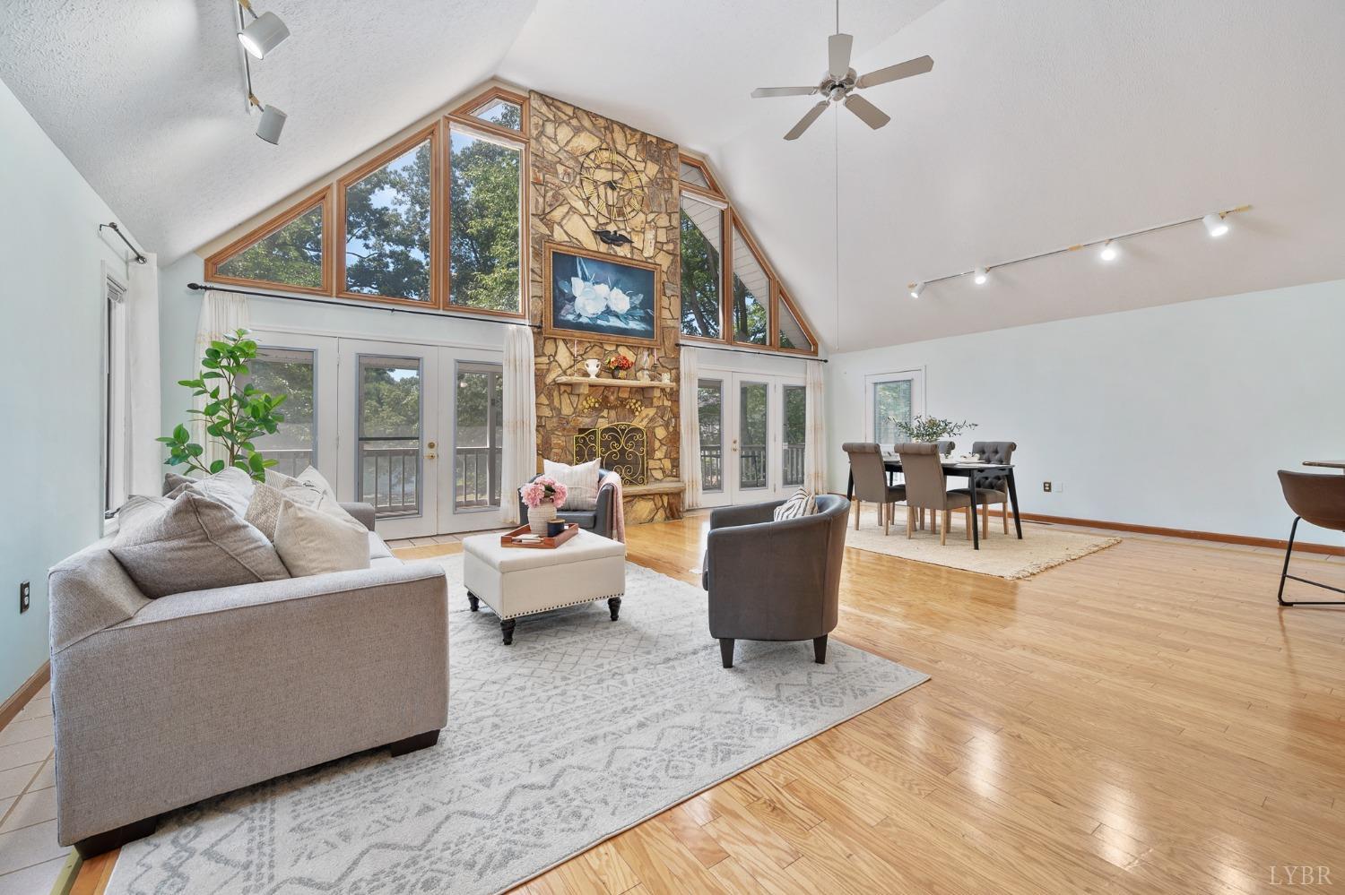 107 Waterview Circle