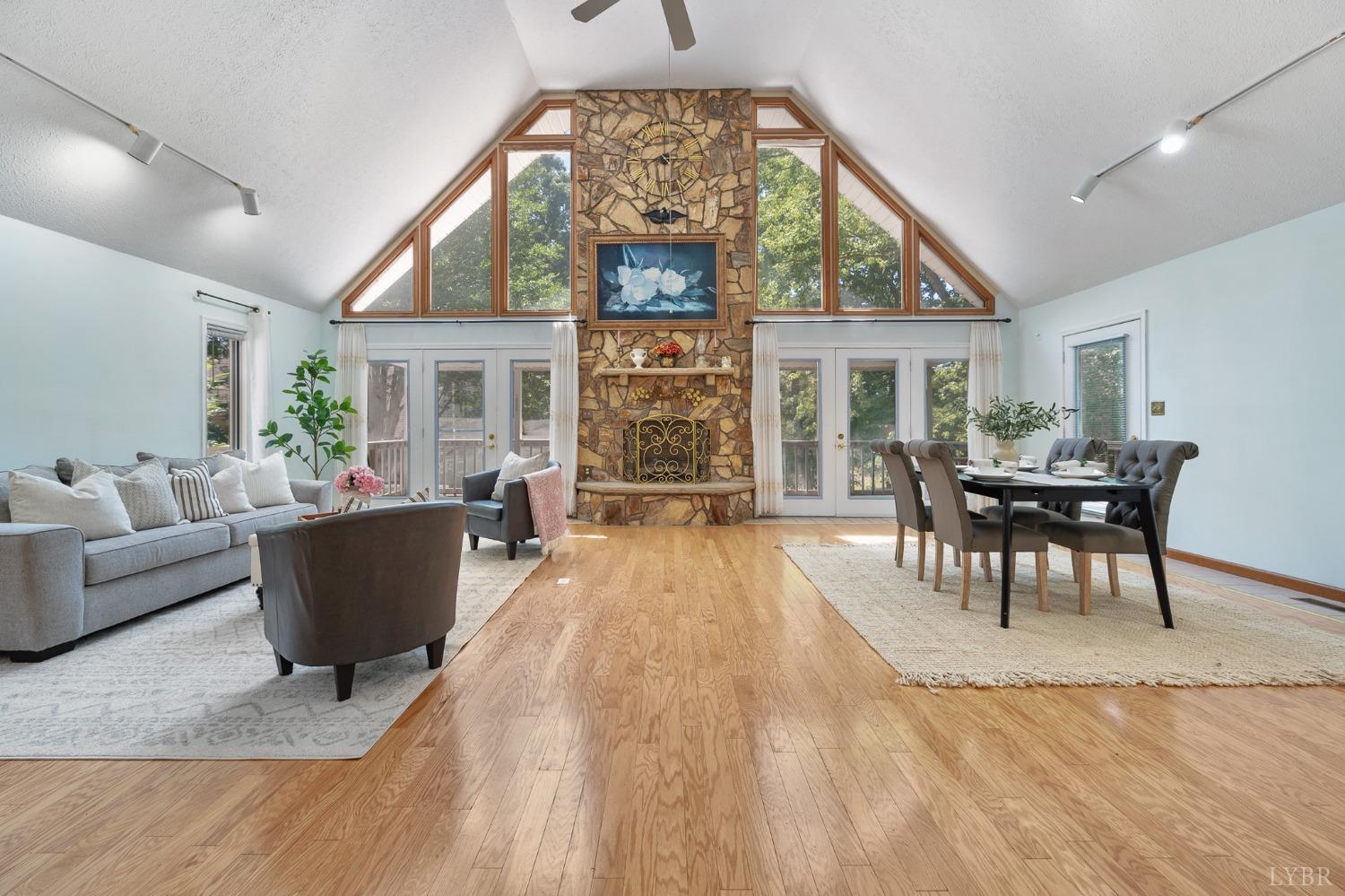 107 Waterview Circle