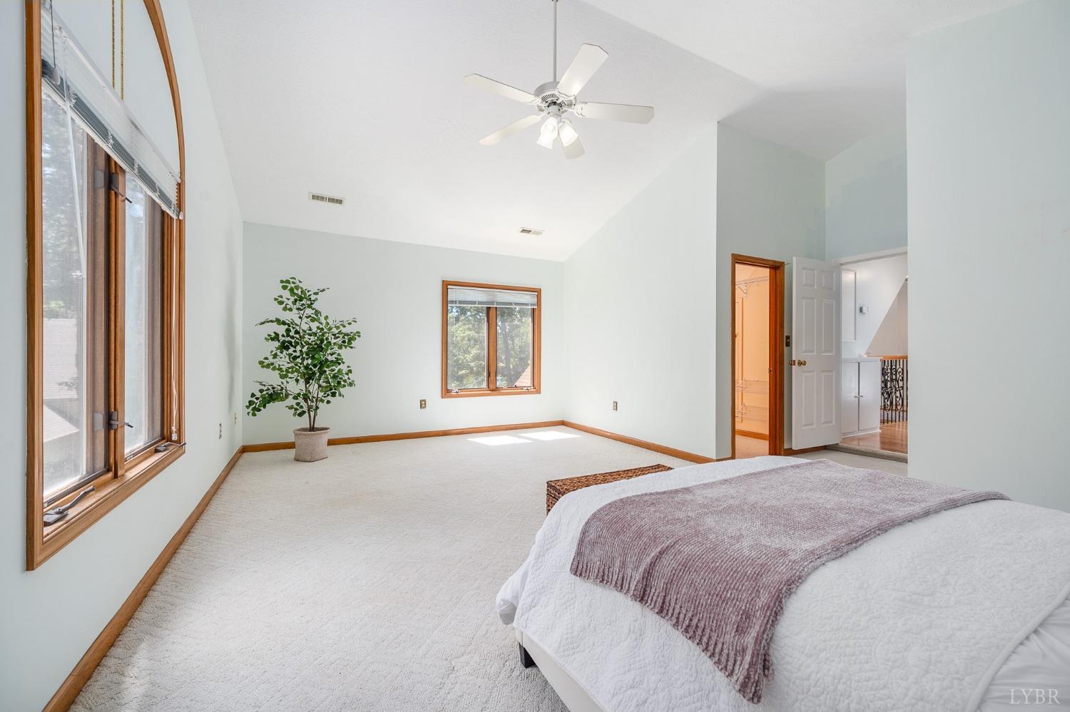 107 Waterview Circle