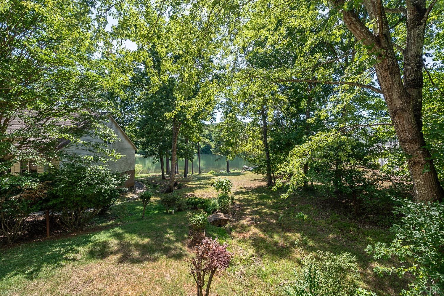 107 Waterview Circle