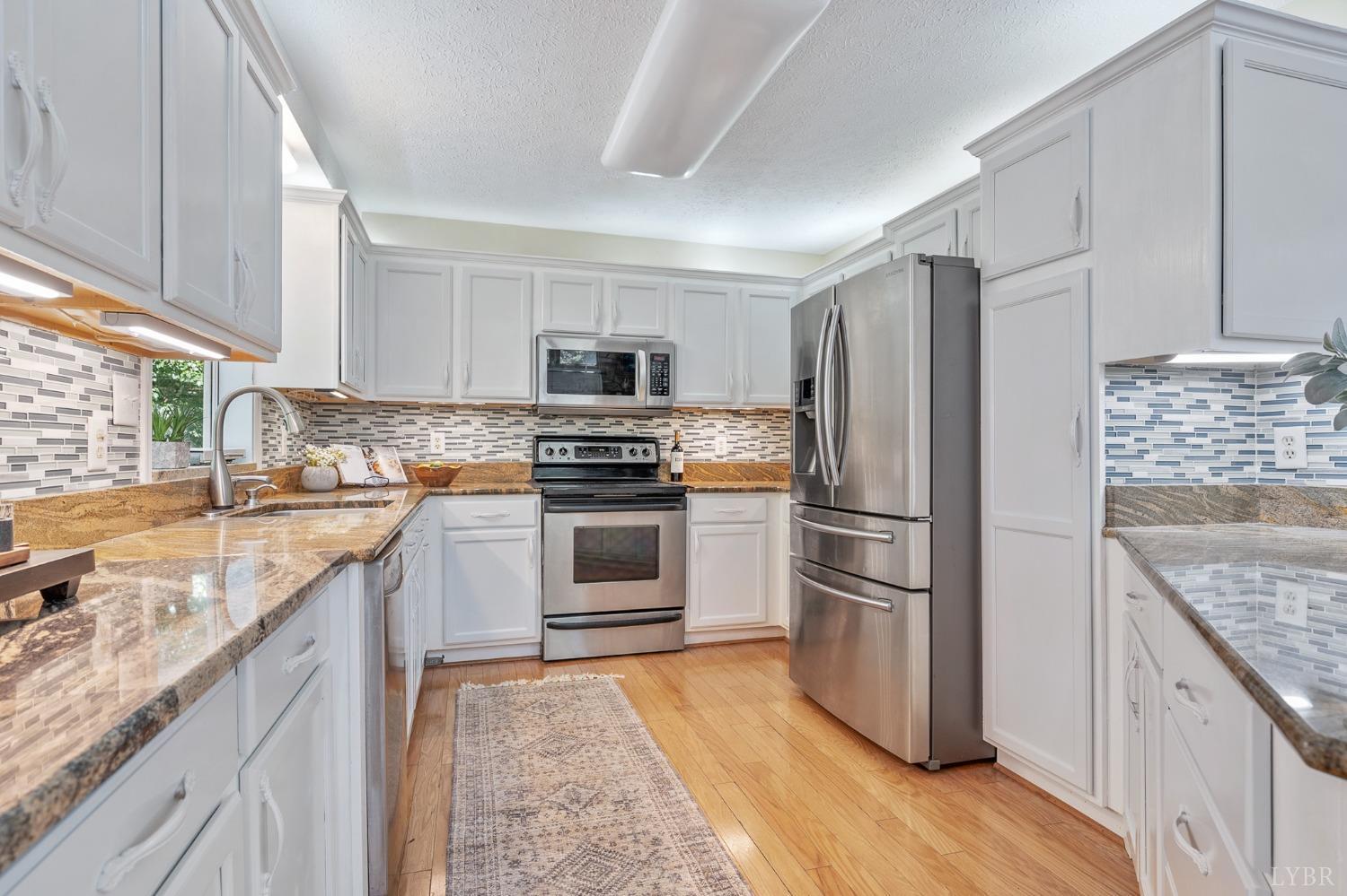 107 Waterview Circle