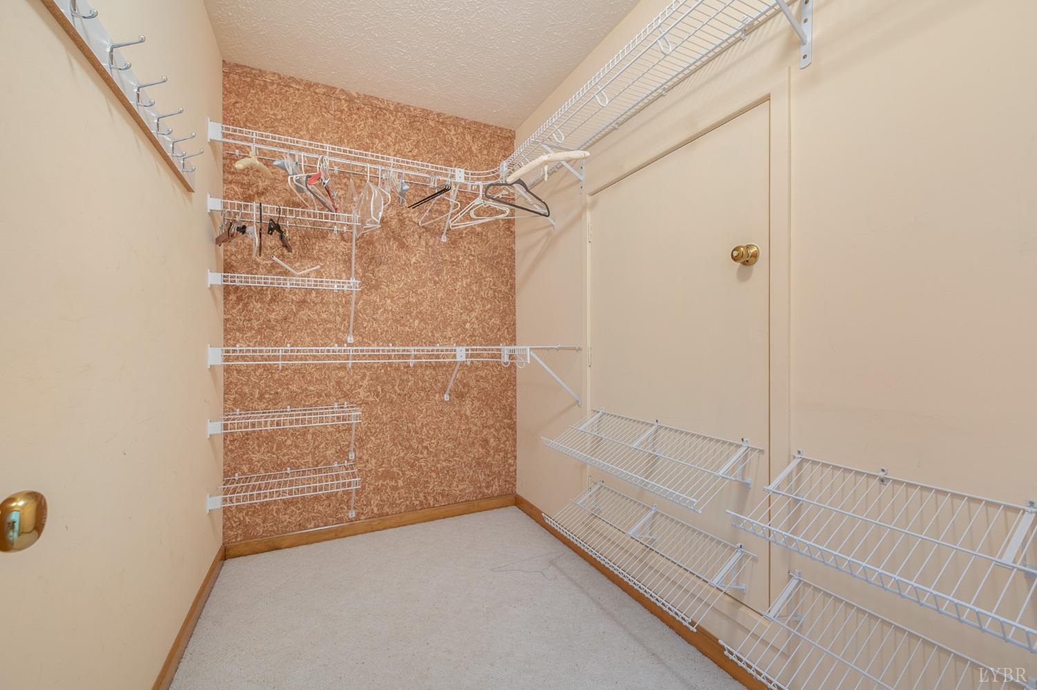 107 Waterview Circle