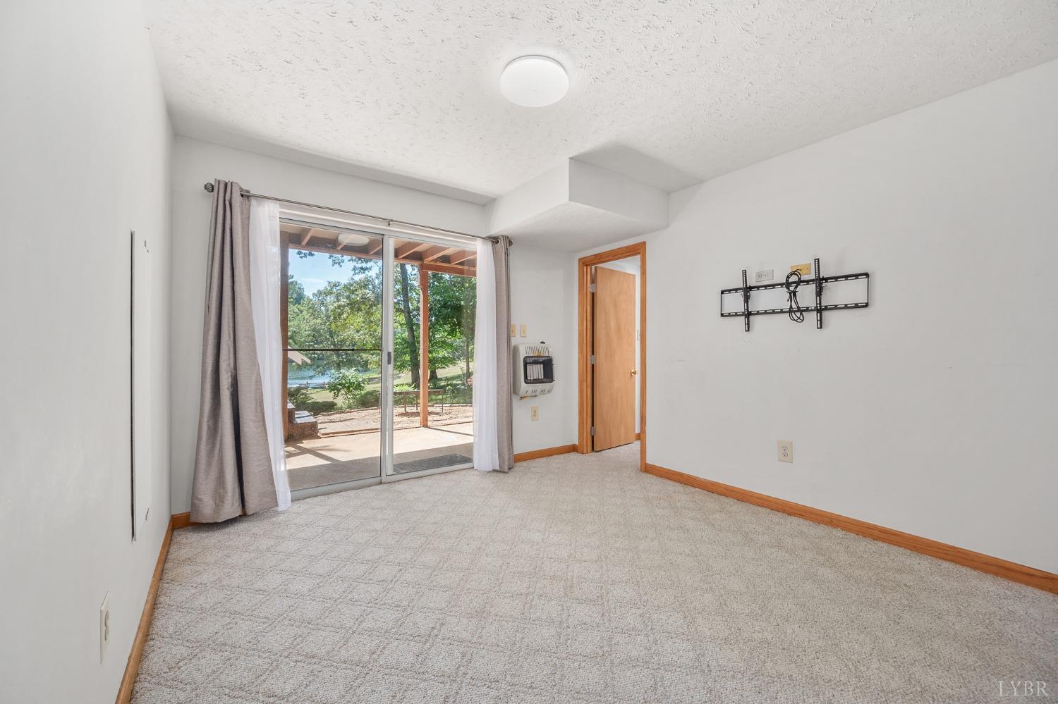 107 Waterview Circle