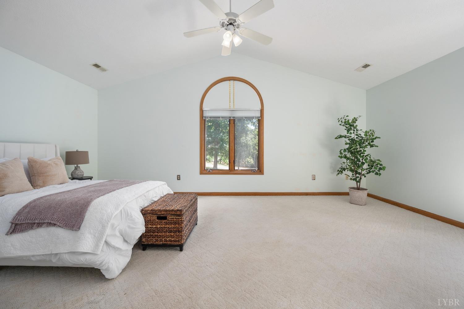 107 Waterview Circle