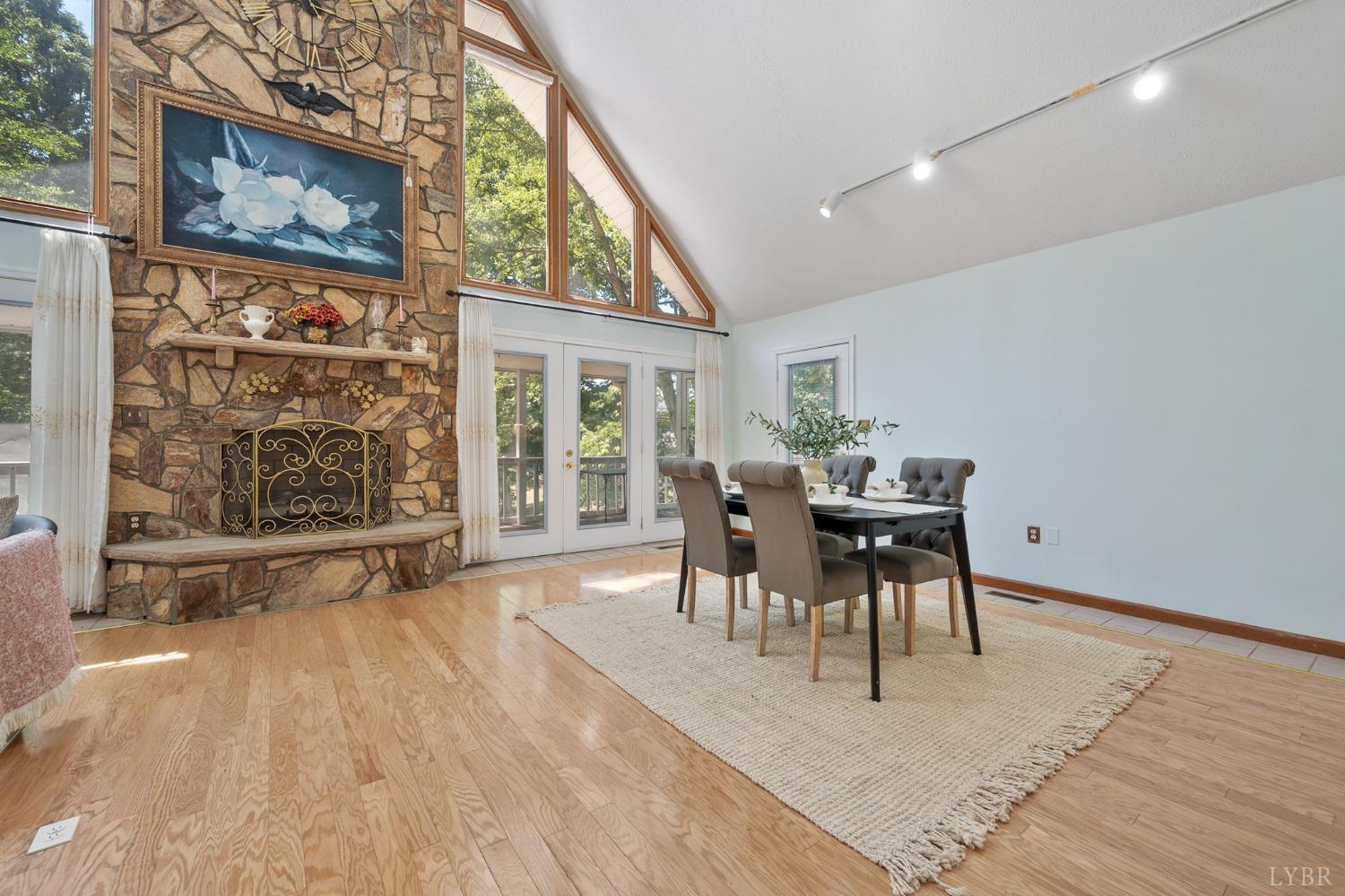 107 Waterview Circle