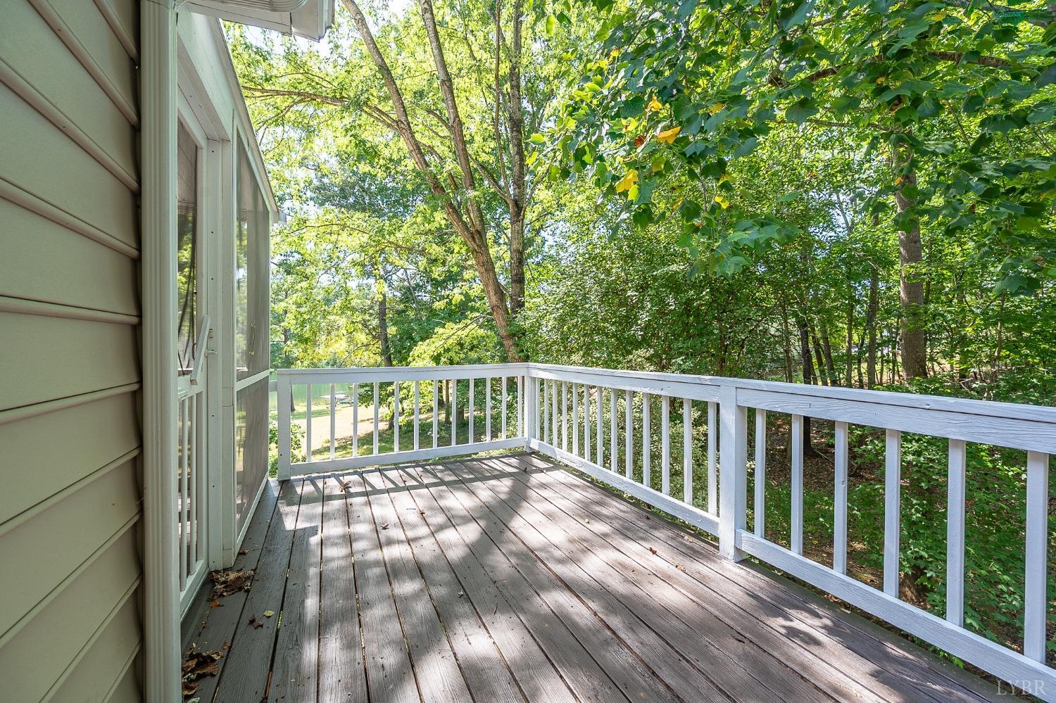 107 Waterview Circle