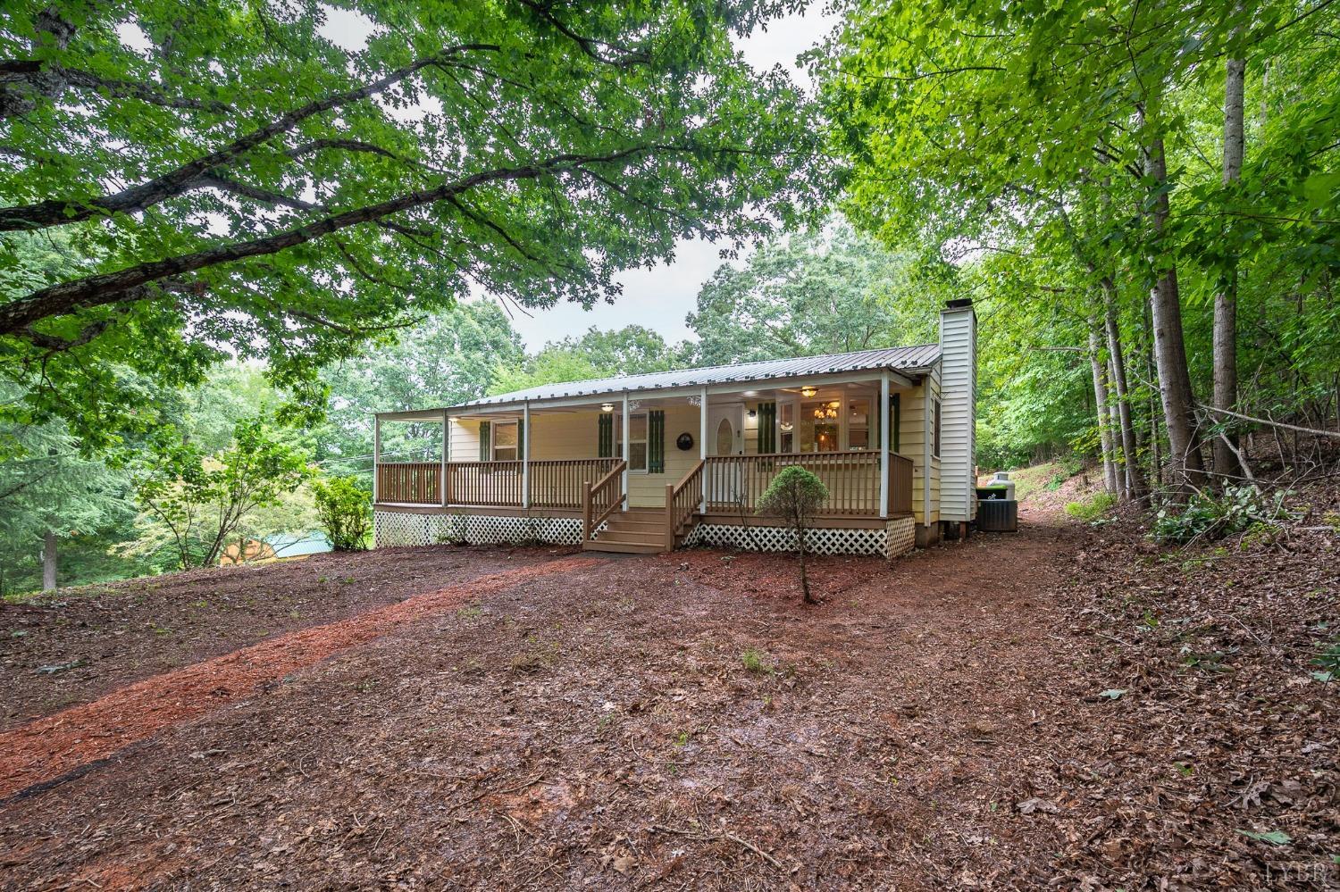 2087 Camp Hydaway Road