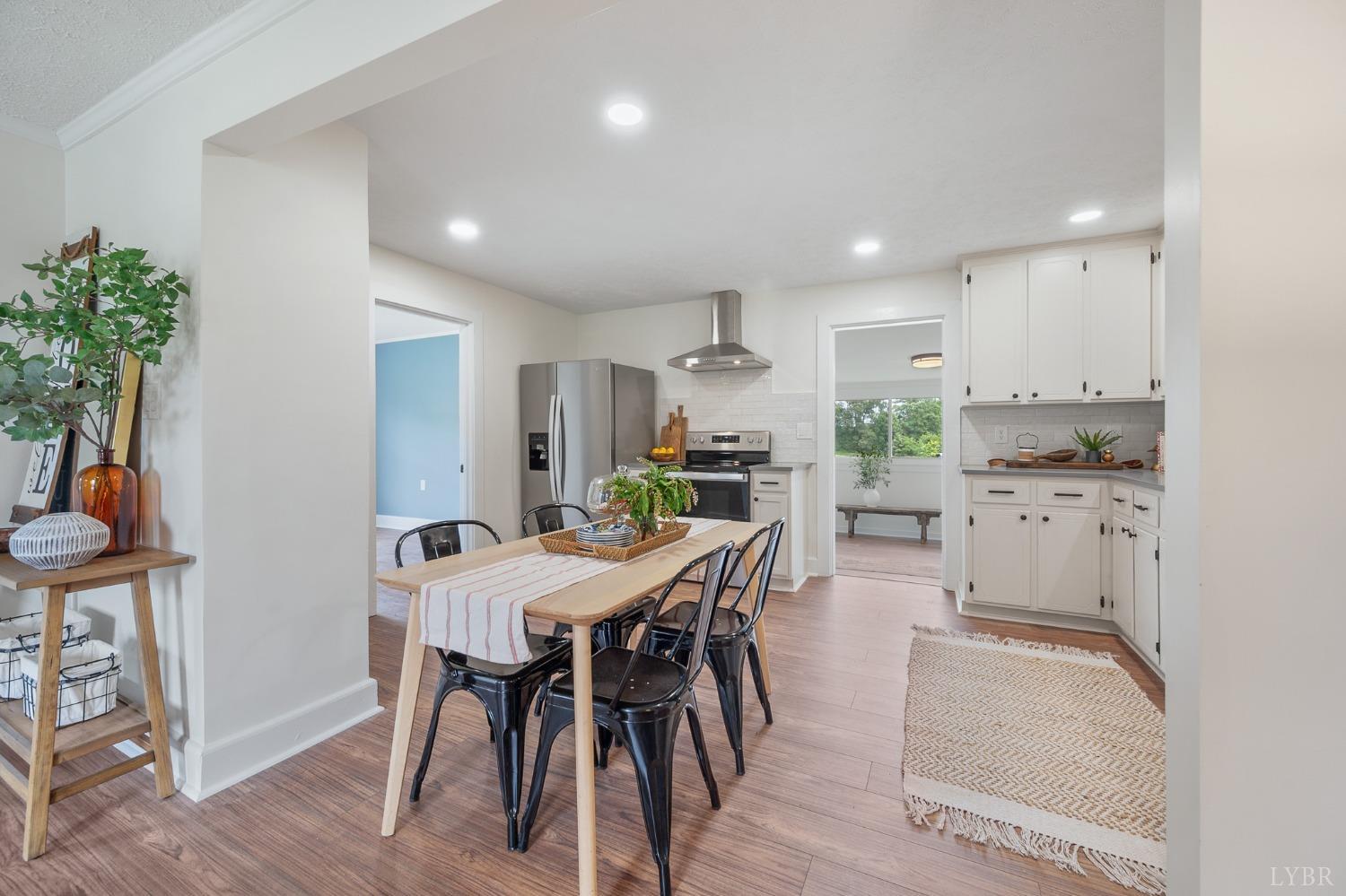 2338 Railview Road