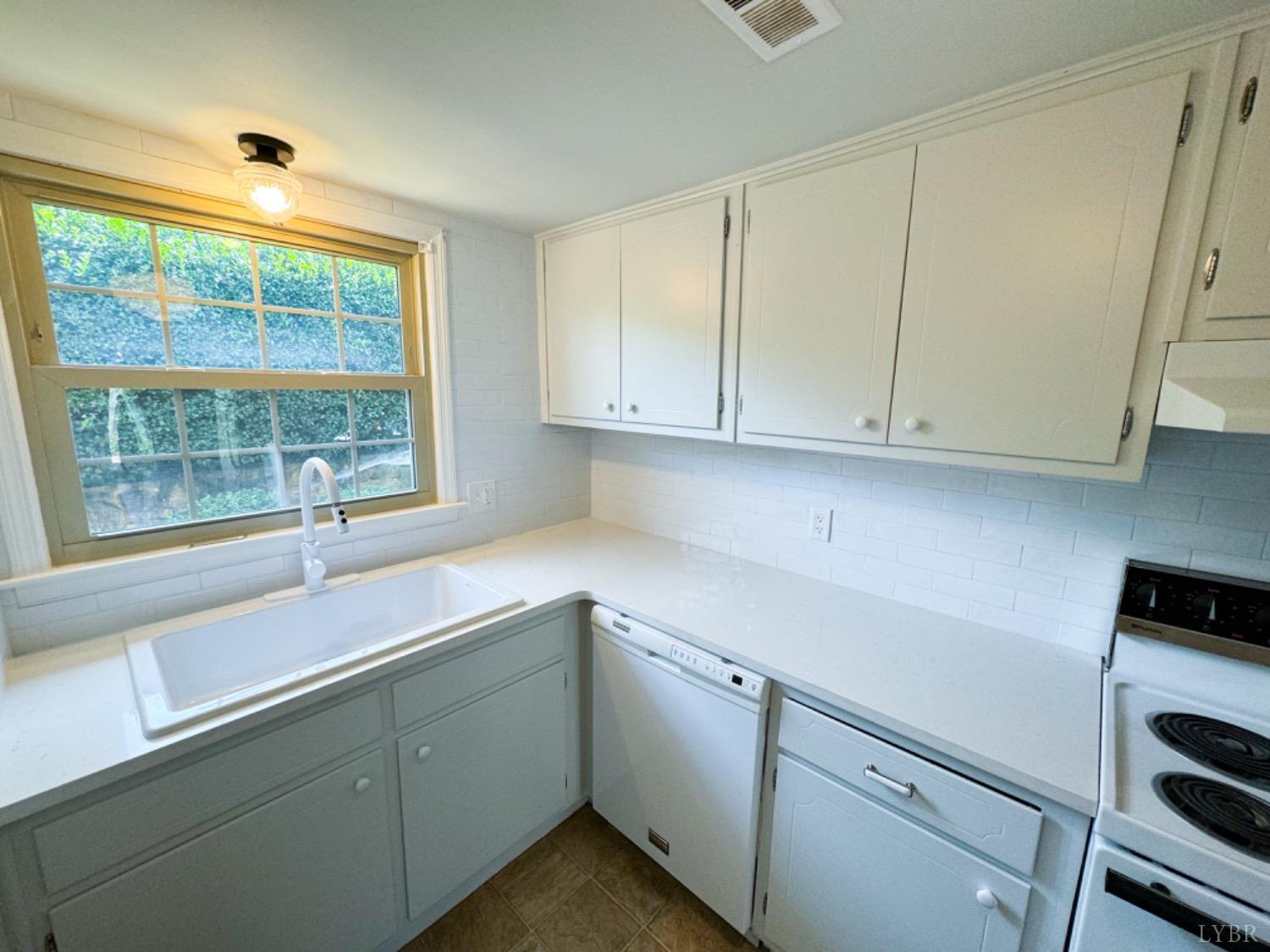 3101 Link Road 26