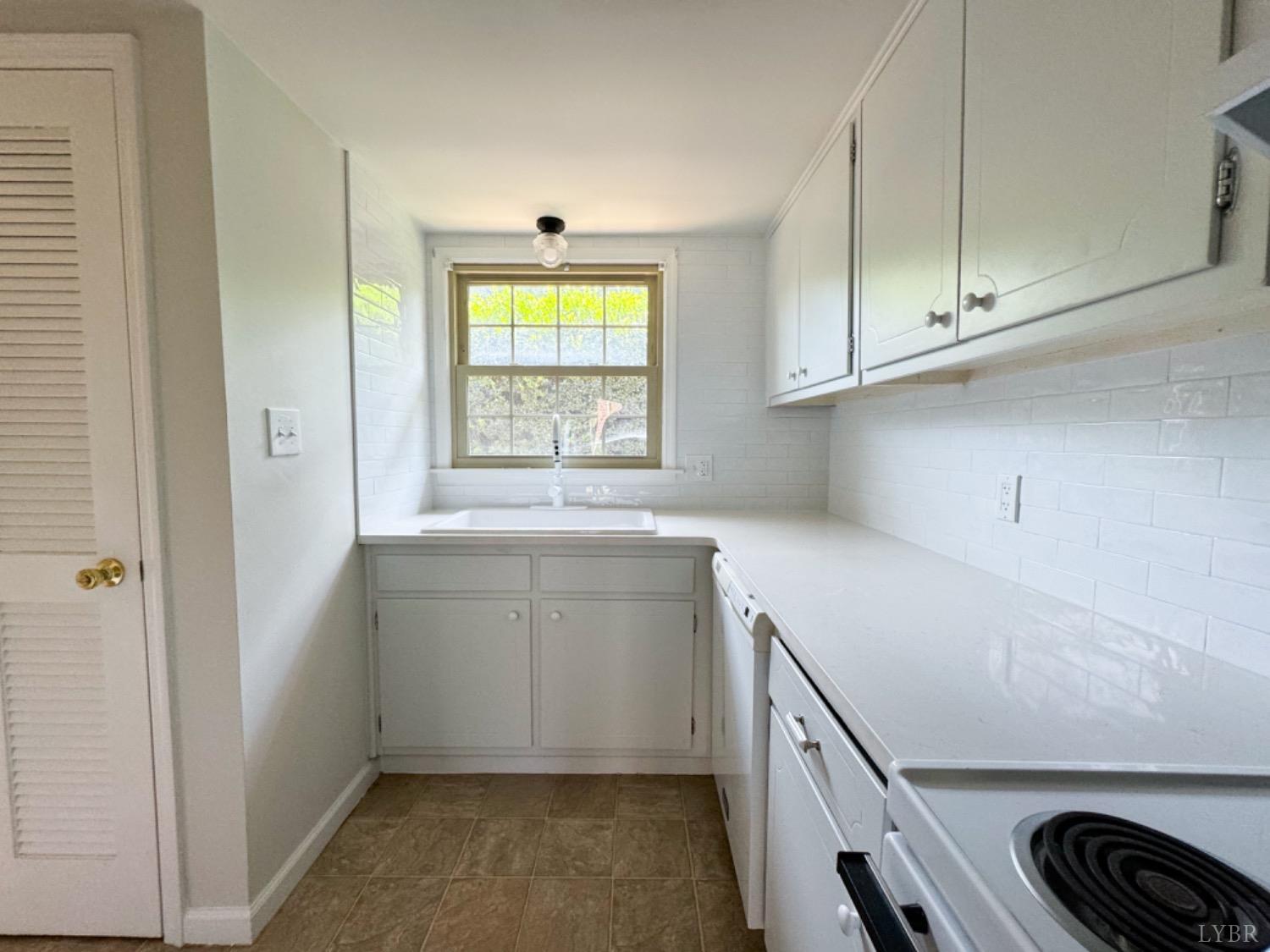 3101 Link Road 26