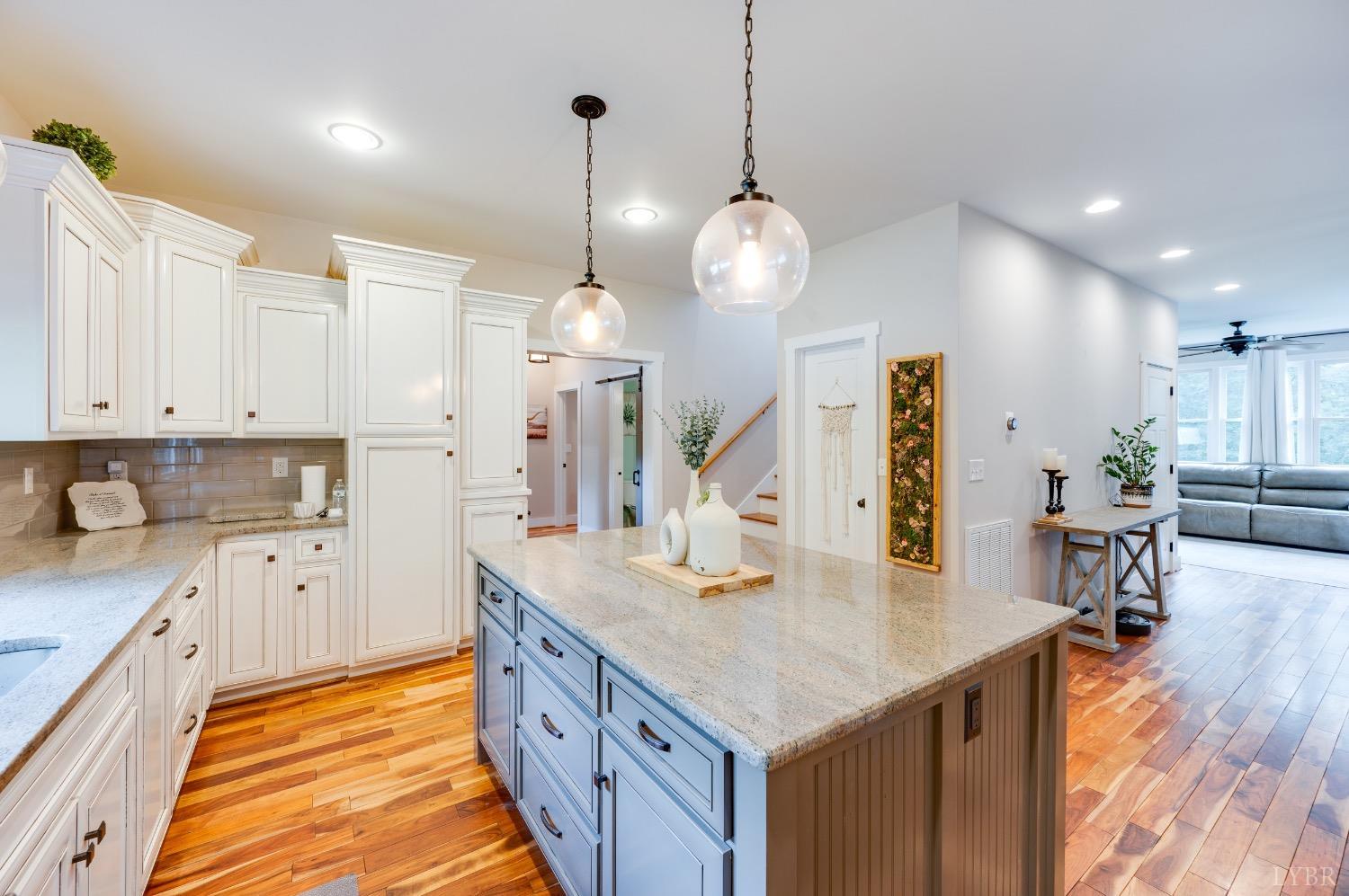 2842 Chilton Rd.