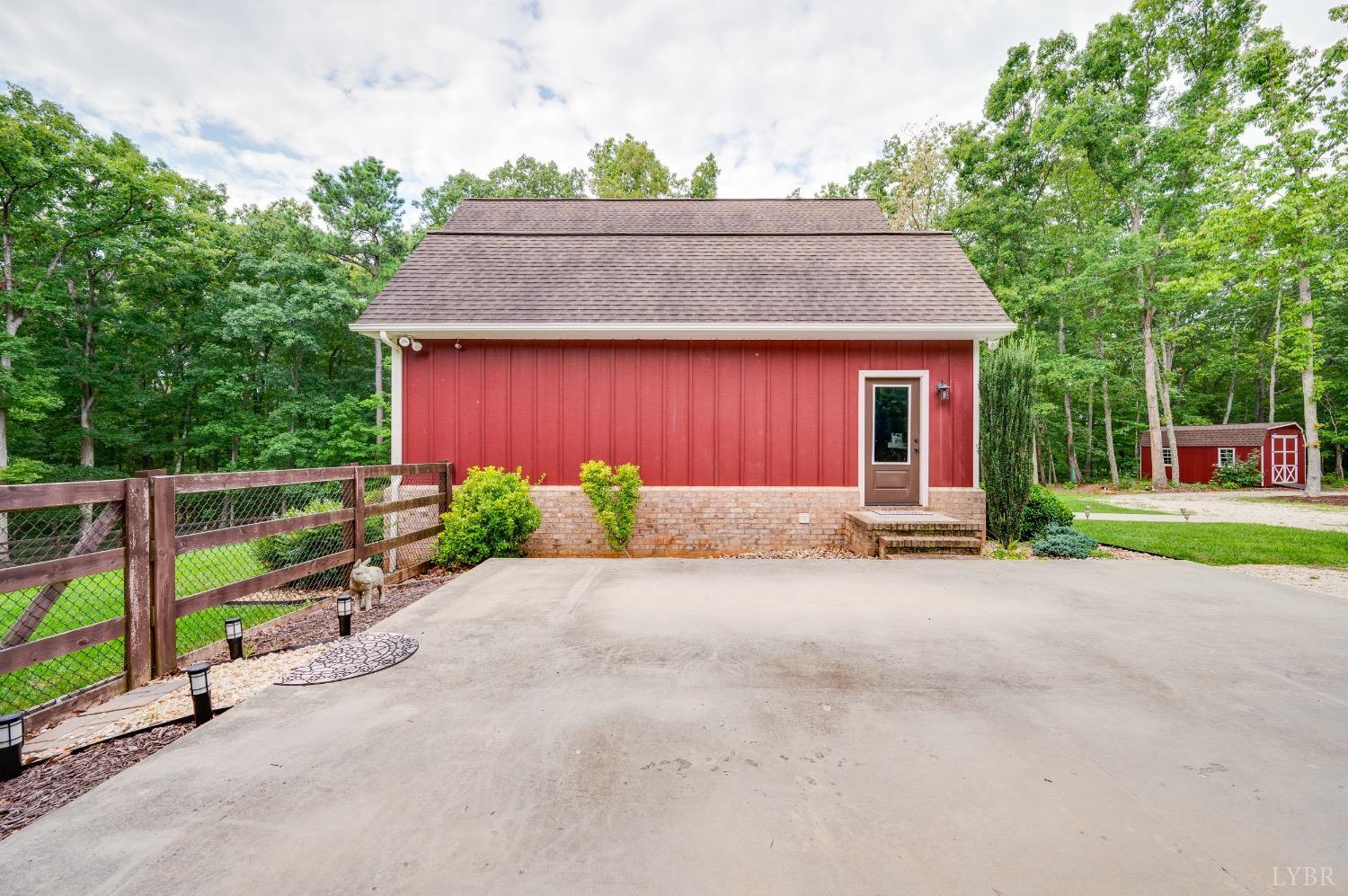 2842 Chilton Rd.
