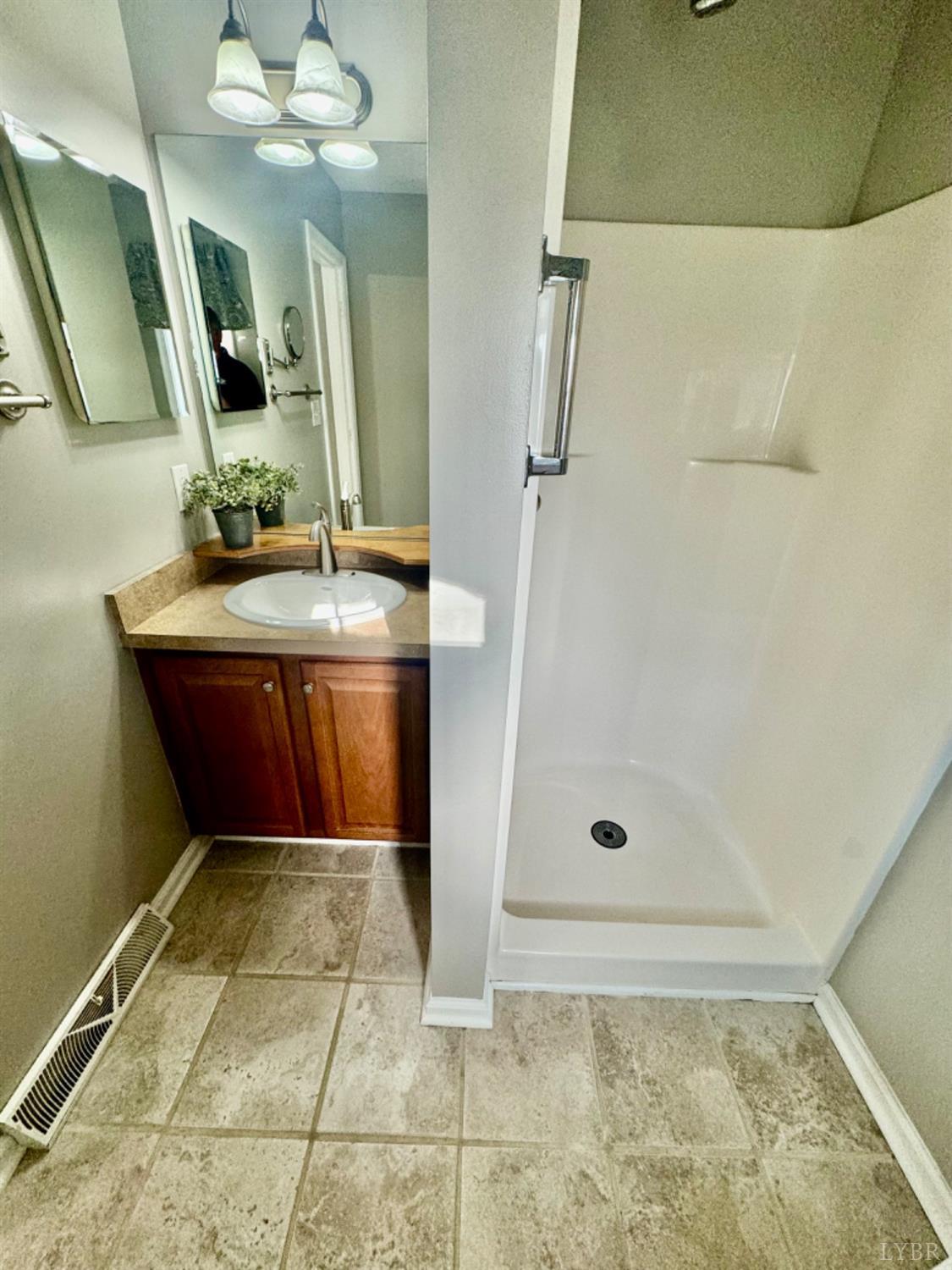 1378 Greenhouse Road