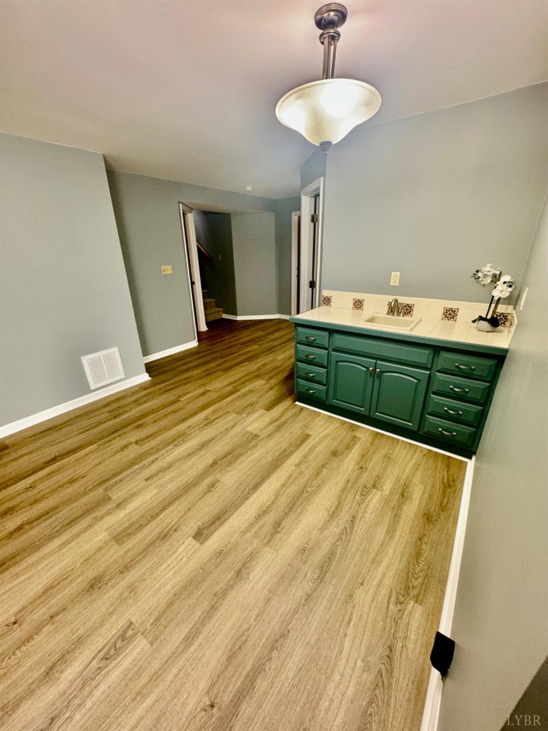 1378 Greenhouse Road