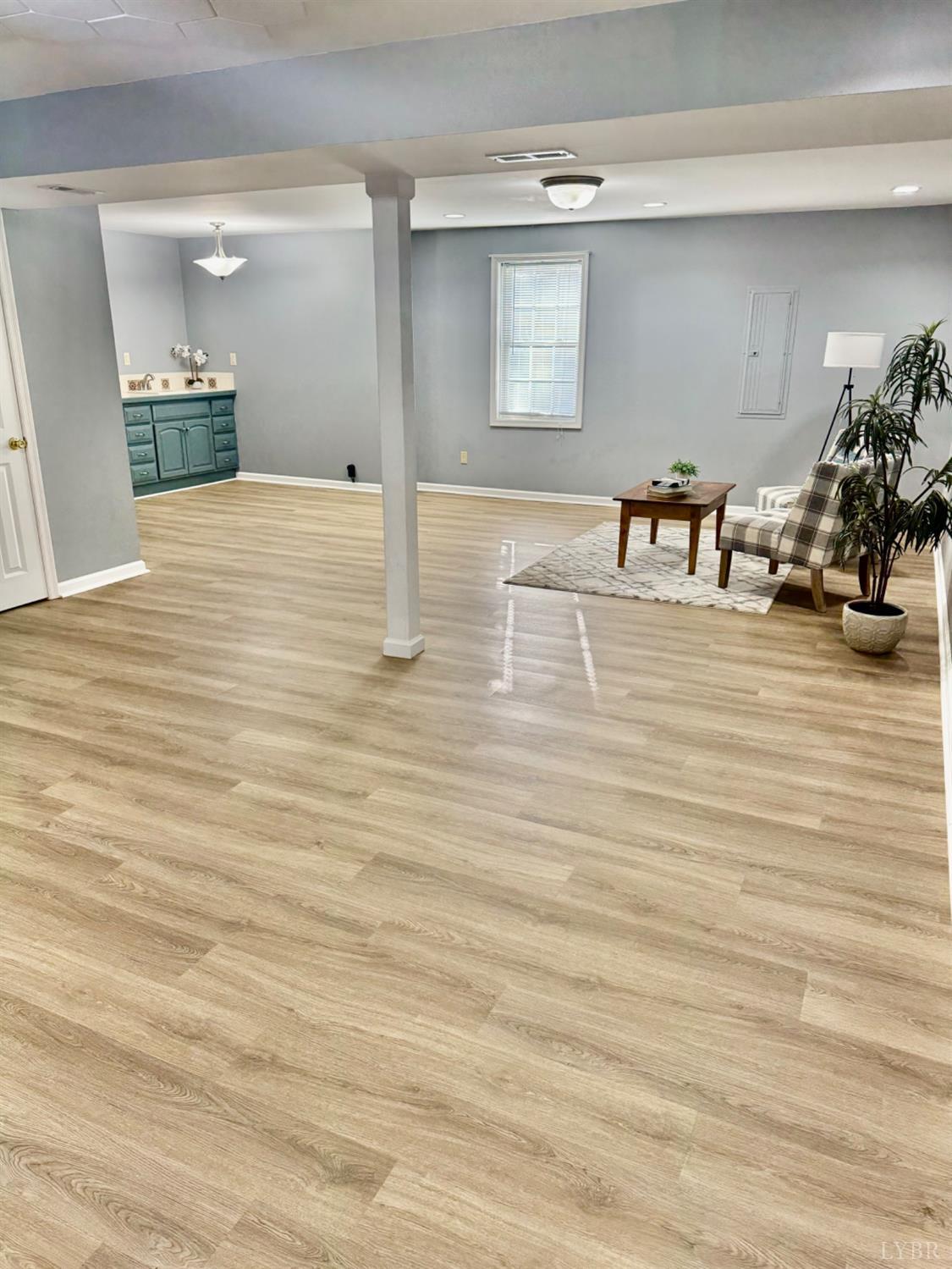 1378 Greenhouse Road