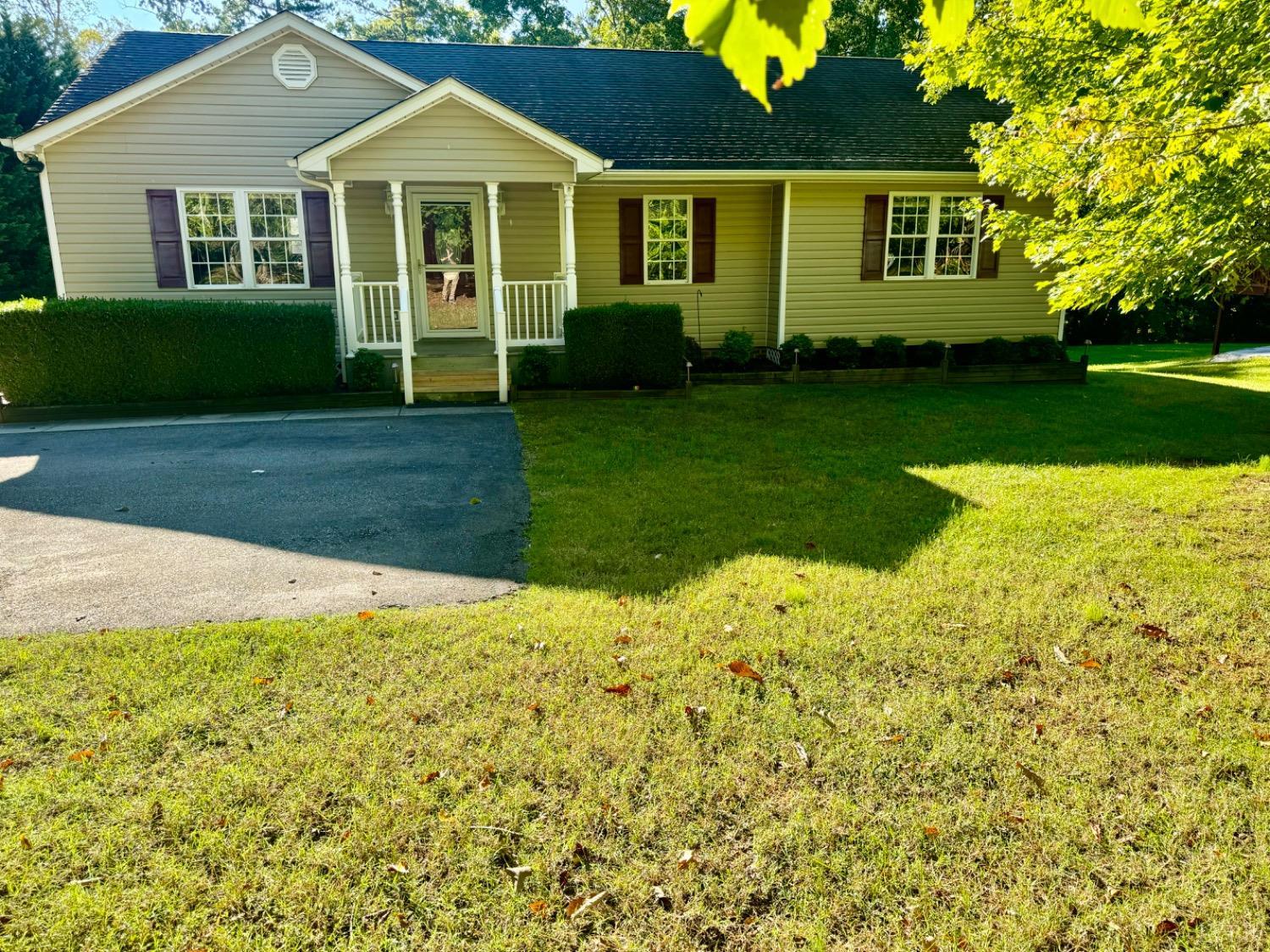 1378 Greenhouse Road