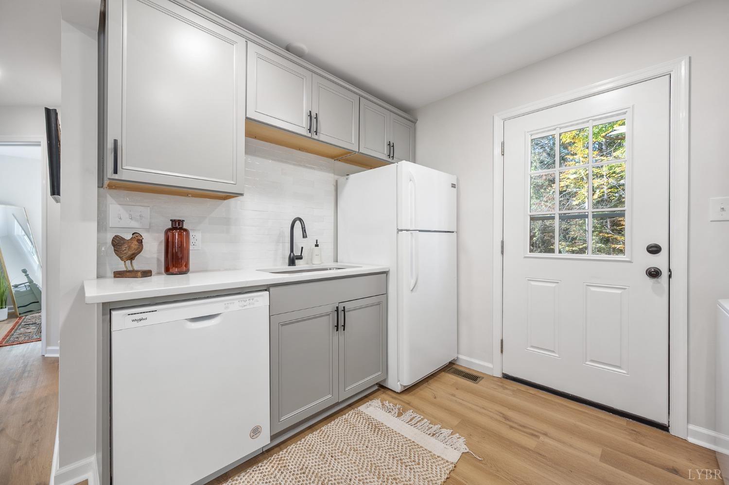 50 W Princeton Circle