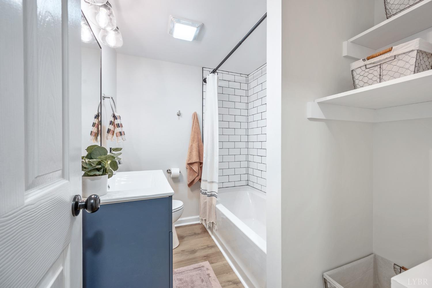 50 W Princeton Circle