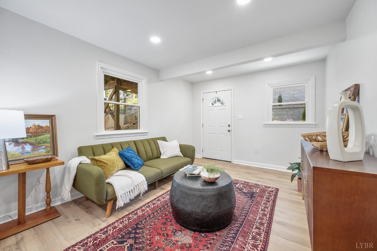 50 W Princeton Circle