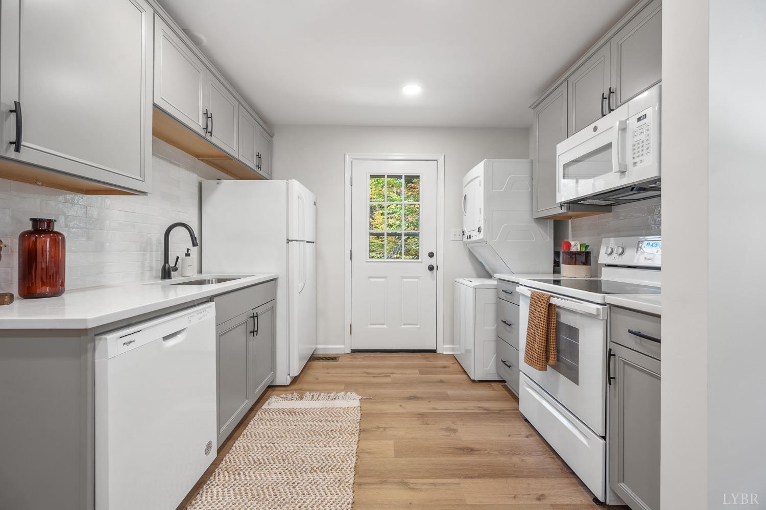50 W Princeton Circle