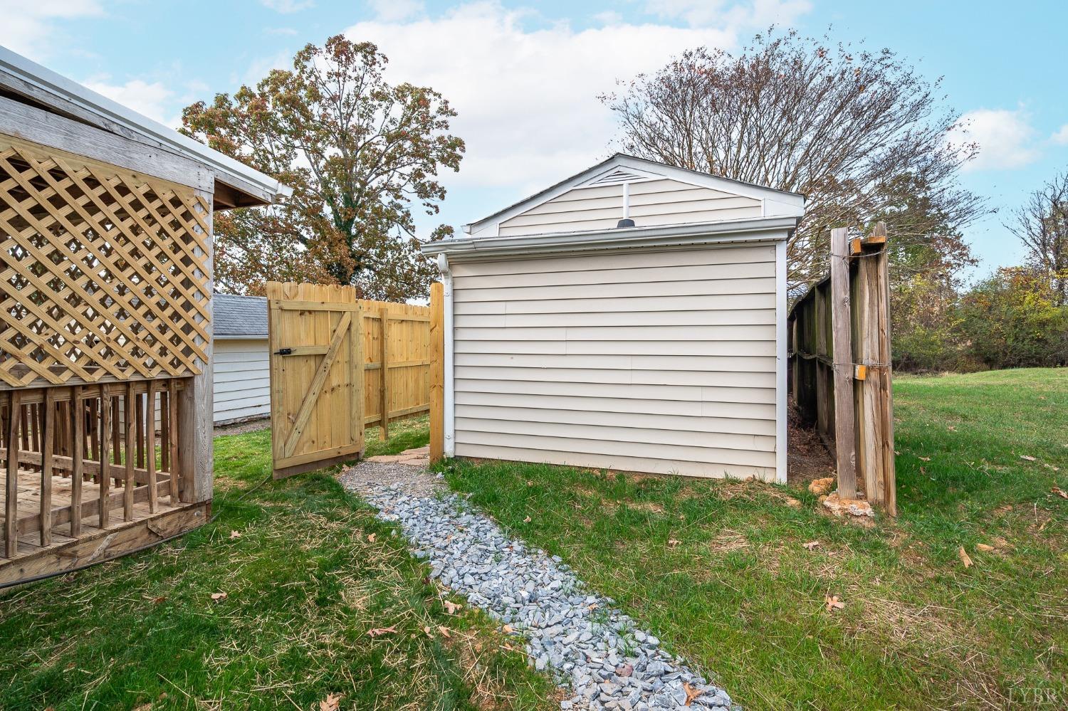 609 Pine Drive