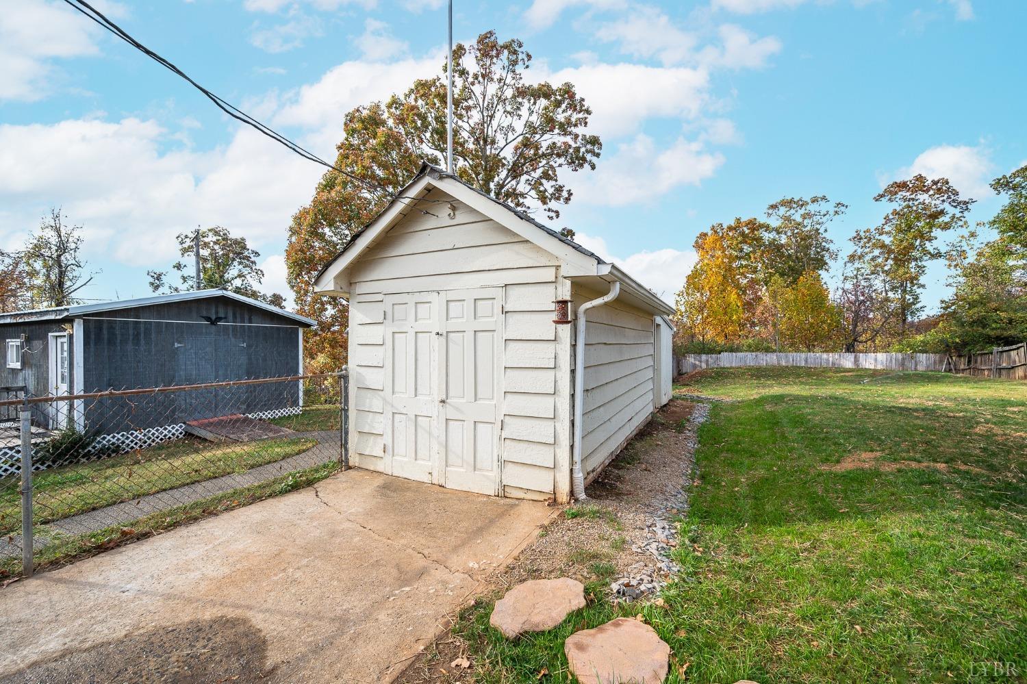 609 Pine Drive