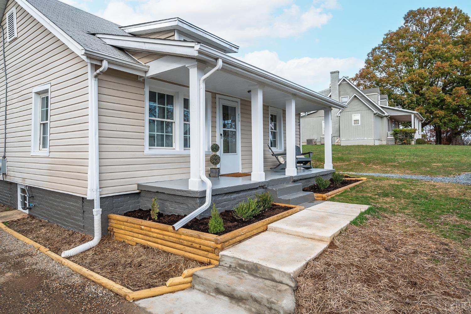 609 Pine Drive