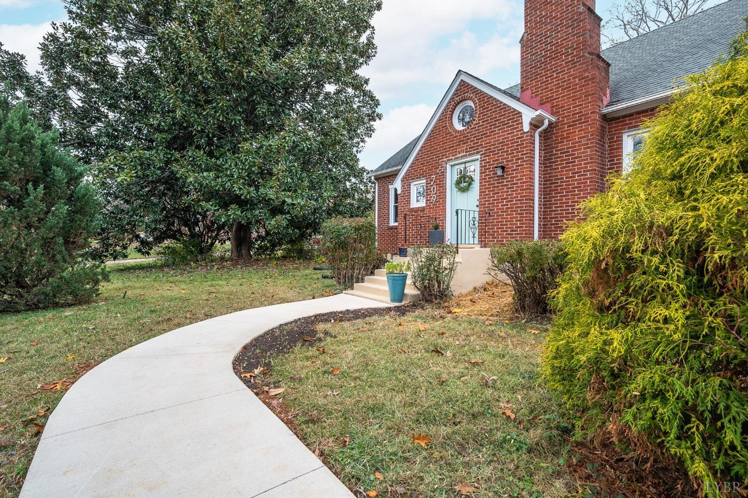 709 Old Graves Mill Road